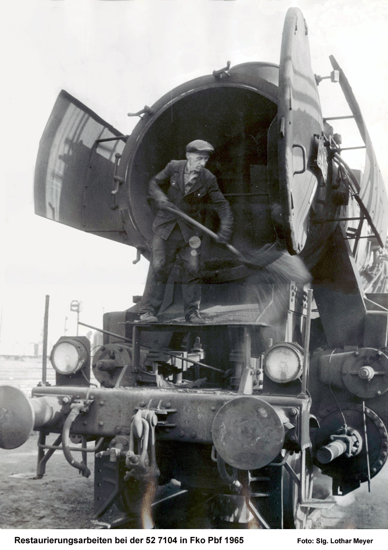 52 7104